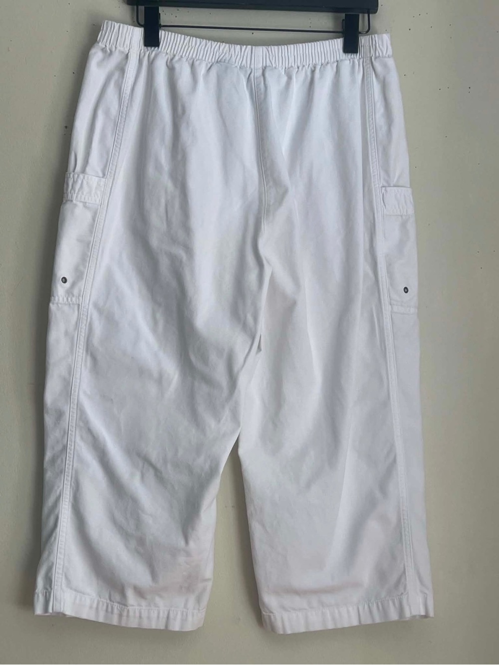Westbound White Cropped Cargo Pants with Drawstring - Picture 2 of 4